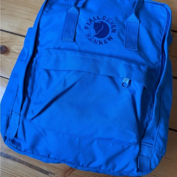 Fjallraven RE-KÅNKEN Backpack 🎒 - Picture 2 of 5
